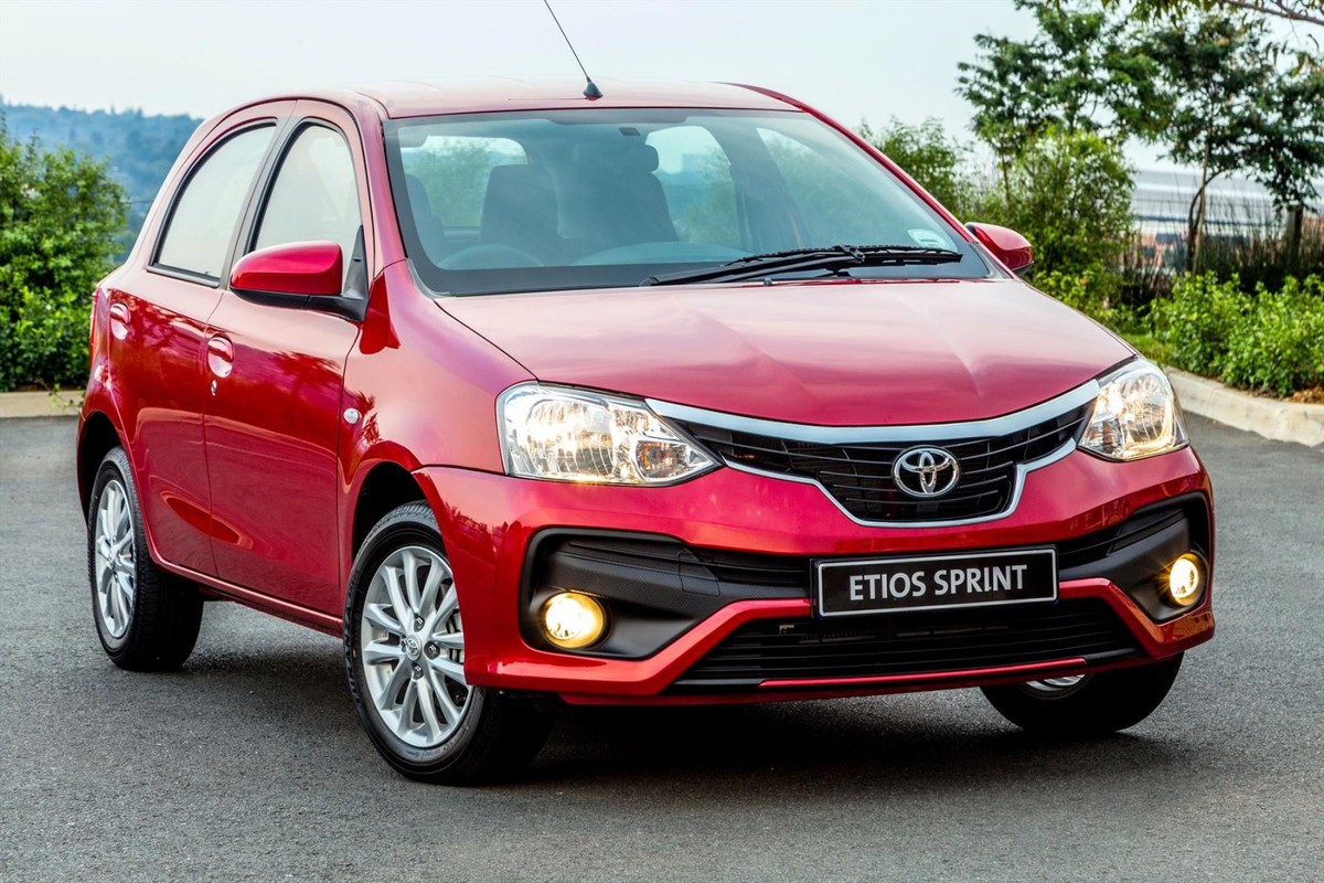 Toyota Etios 1.5 Sprint (2017) Specs & Pricing Cars.co.za